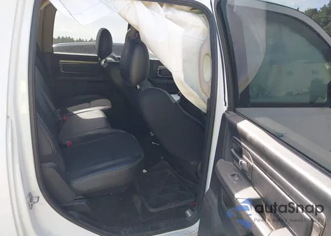 2018 Ram 1500 Sport z USA, uszkodzony, nr VIN 1C6RR7MT3JS276938